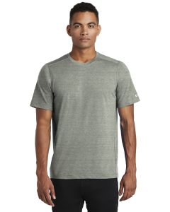 OGIO  ®  ENDURANCE Peak Tee. OE336